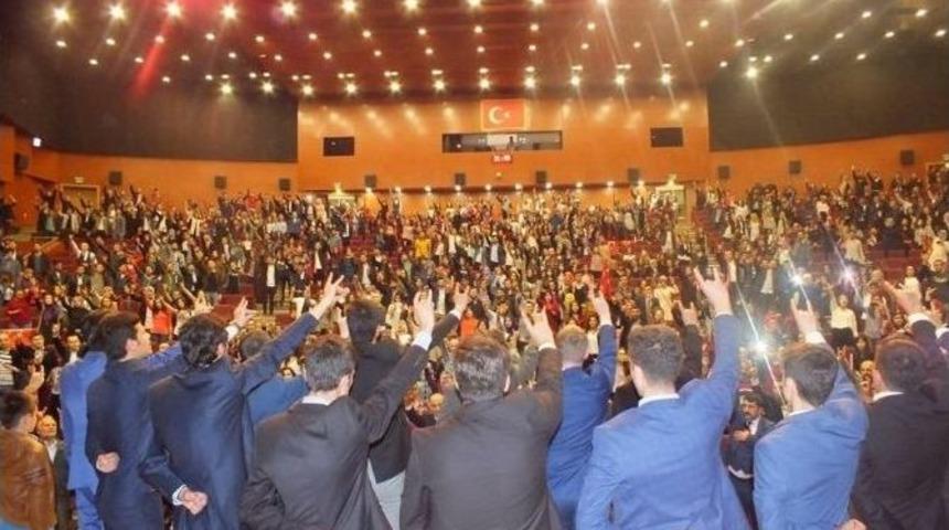 &Uuml;lk&uuml;c&uuml;ler Ali Kınık Konseriyle Coştu