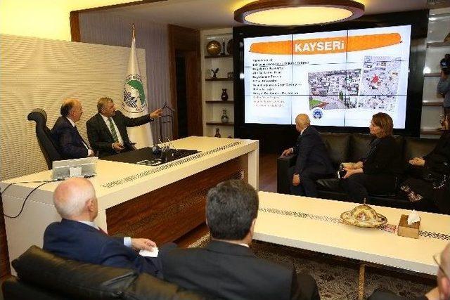 Başkan Çelik, Yeni Hastane Sözü Aldı 1