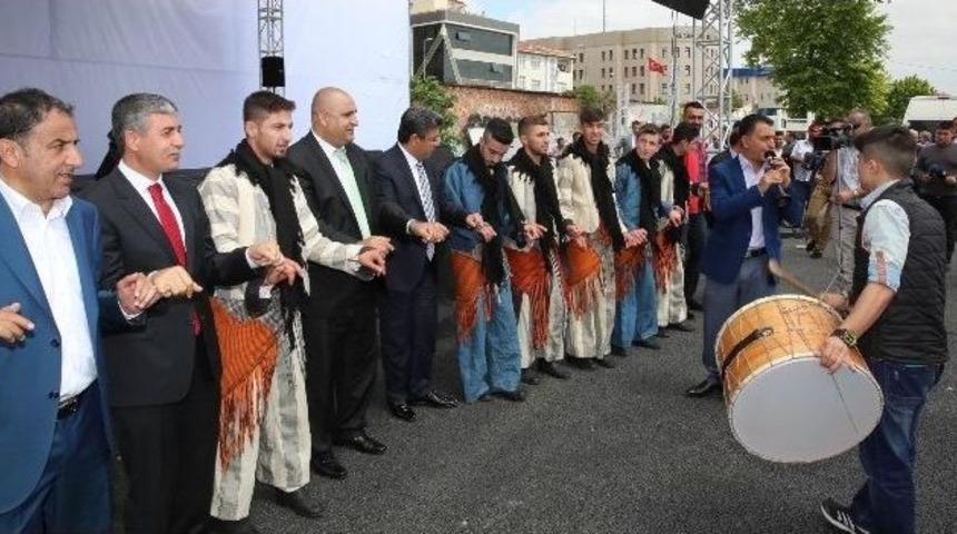 Bitlis Y&ouml;resel Lezzetler Ve Karakovan Bal Festivali İstanbul&rsquo;da Başladı