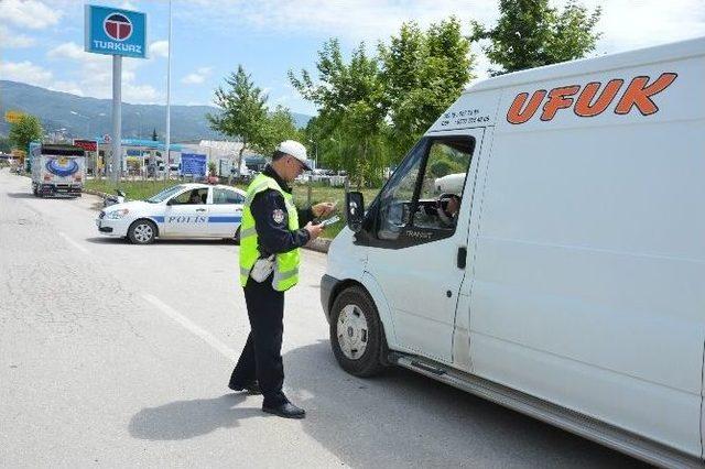 Niksar Polisinden Emniyet Kemeri Uygulaması 1