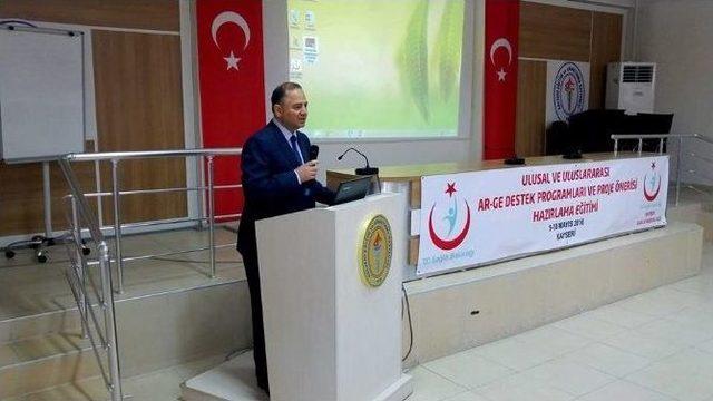 Ulusal Ve Uluslararası Ar-ge Destek Programları Ve Proje &Ouml;nerisi Yazma Eğitimi Ger&ccedil;ekleştirildi 2