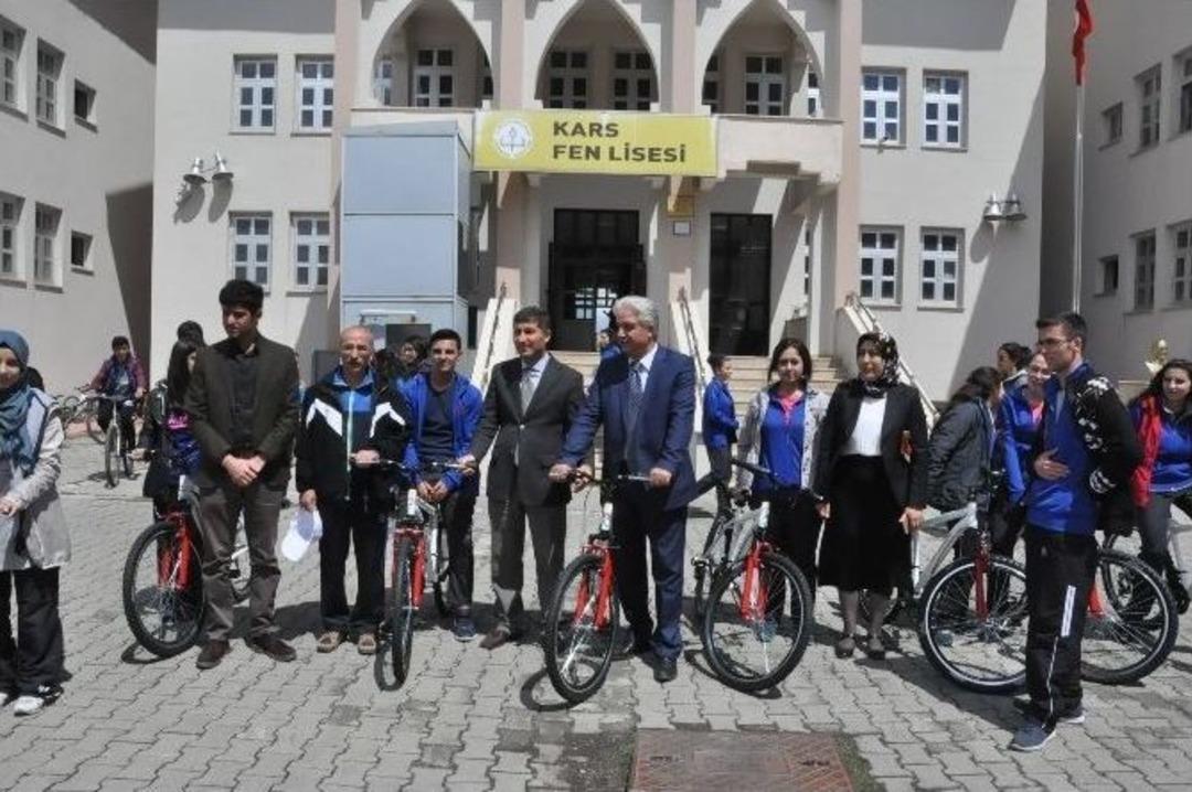 Fen Lisesi &Ouml;ğrencileri 4 Kilometre Pedal &Ccedil;evirdi