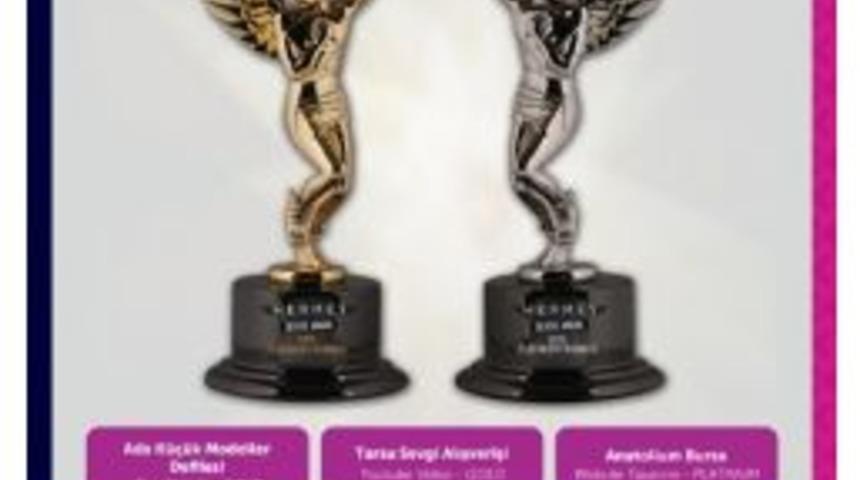 Tekira Alışveriş Merkezi&rsquo;ne Onur &Ouml;d&uuml;l&uuml;!