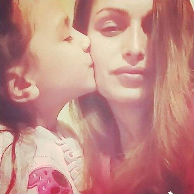 Annem Ve Ben Fotoğraf Yarışması Birincisi Belli Oldu 2