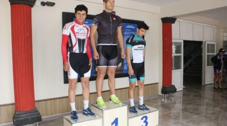 Gen&ccedil; Pedalın Başarısı