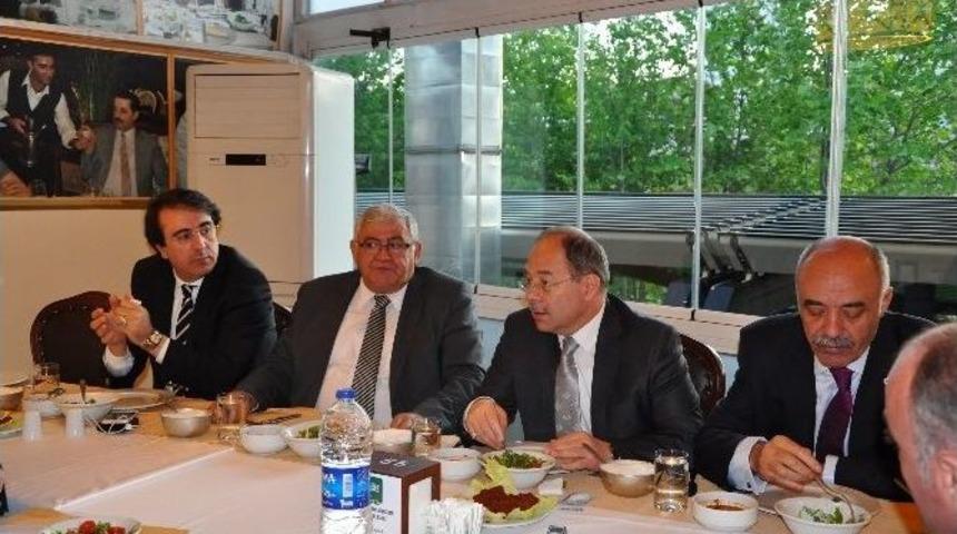 Erzurum&rsquo;un Sorunları Ankara&rsquo;da Masaya Yatırıldı