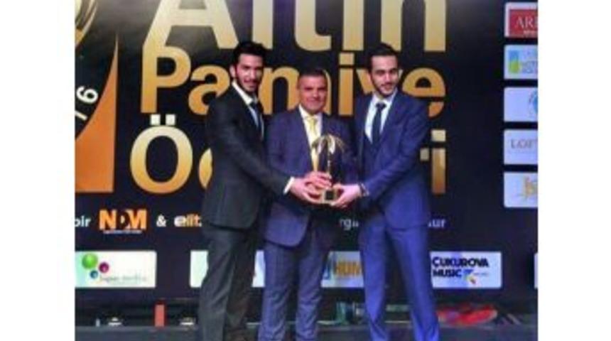 Altın Palmiye&rsquo;den Koru Medya&rsquo;ya &Ouml;d&uuml;l