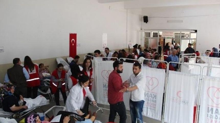 Kız Meslekten 4. Kez Kan Bağışı Kampanyası