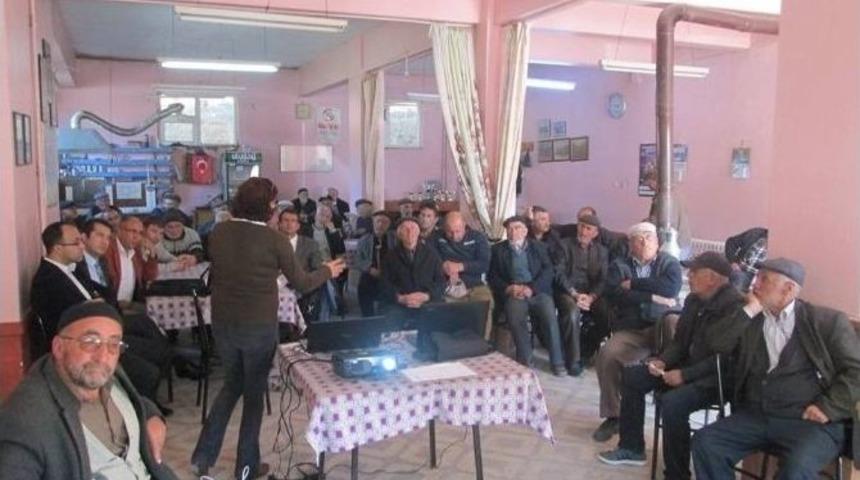 Boz&uuml;y&uuml;k Dodurga Beldesinde &Ccedil;ift&ccedil;iler Bilgilendirildi