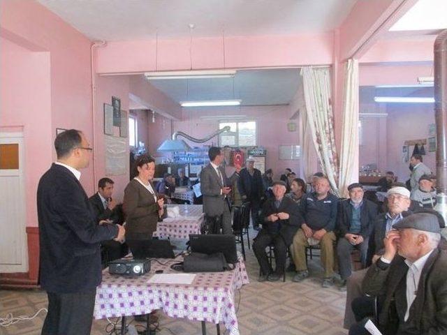 Boz&uuml;y&uuml;k Dodurga Beldesinde &Ccedil;ift&ccedil;iler Bilgilendirildi 1