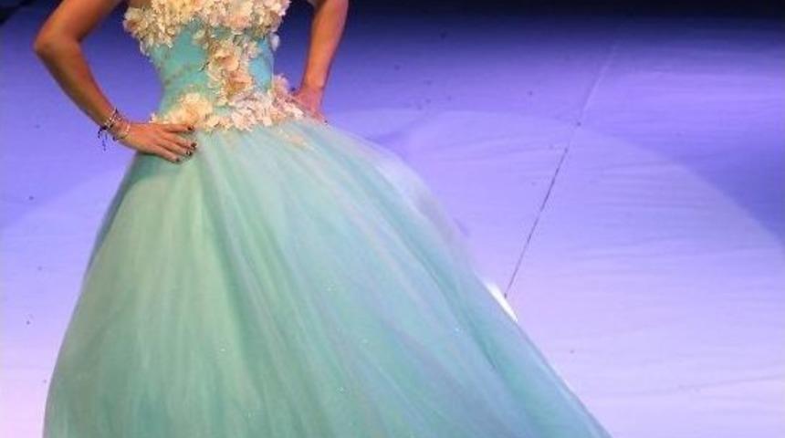 &Ouml;zlem Yıldız; &ldquo;bikinili &Ccedil;ekilmekten Rahatsız Değilim&rdquo;