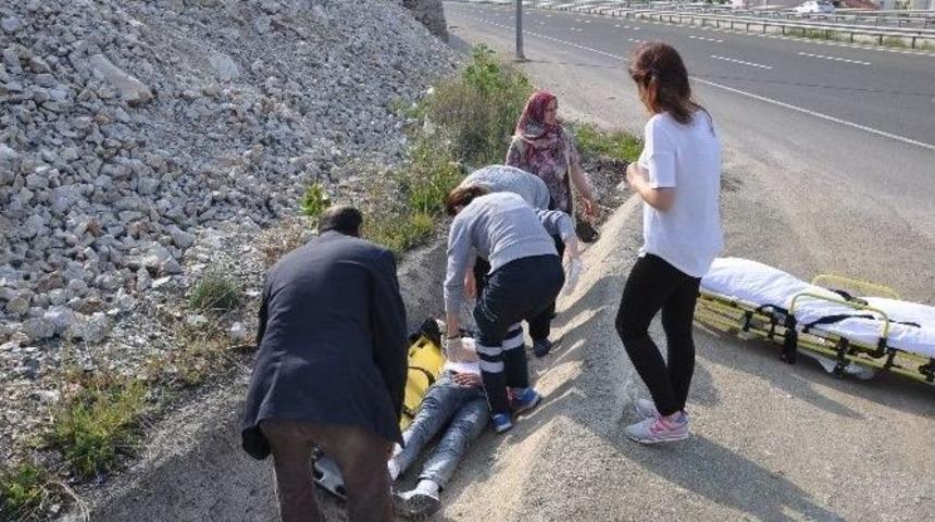 Boz&uuml;y&uuml;k&rsquo;te İstinat Duvarından D&uuml;şen &Ouml;ğrenci Yaralandı