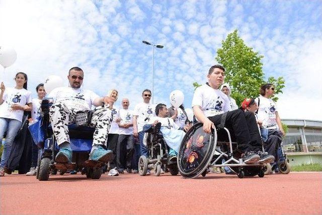 Başkan K&uuml;lc&uuml; Engellilerle Bir Araya Geldi 3