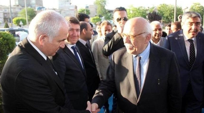 Milli Eğitim Bakanı Avcı’dan Ak Parti Gaziantep İl Başkanlığına Ziyaret