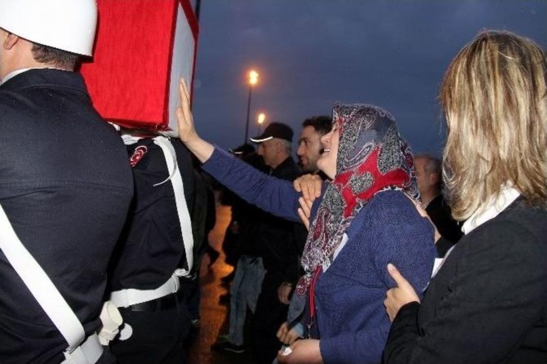Şırnak Şehidinin Cenazesi Samsun&rsquo;a Getirildi
