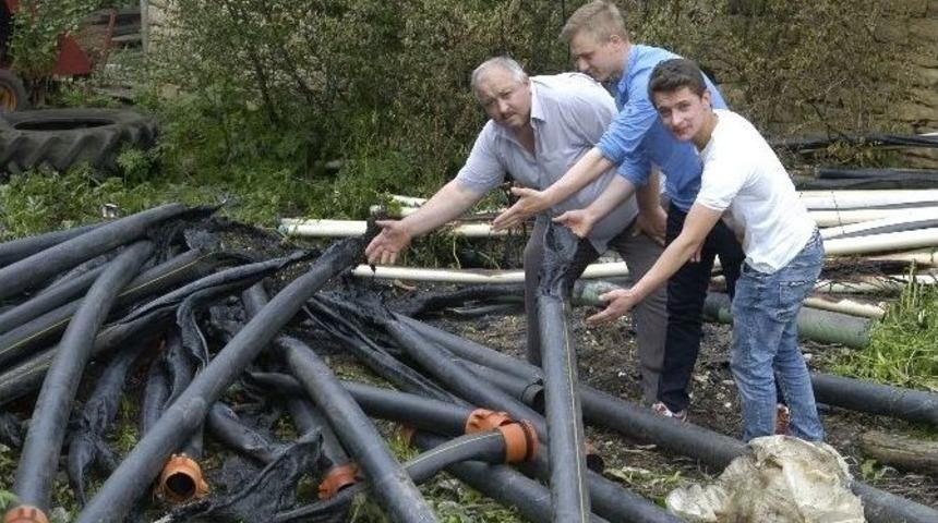 Sulama Hazırlığı Yapan &Ccedil;ift&ccedil;inin Boruları Yandı
