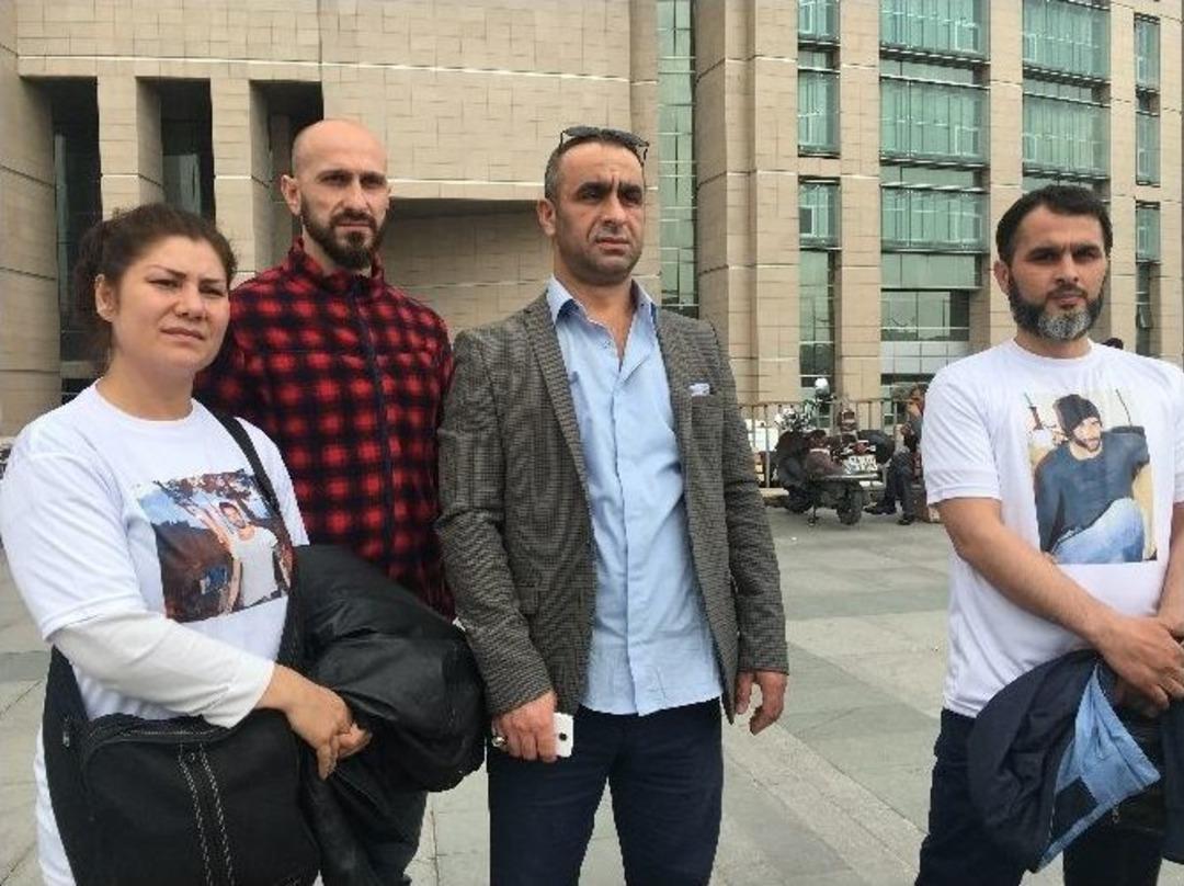İstiklal Caddesi&rsquo;ndeki Omuz Atma Cinayetinin Zanlıları Polisleri Su&ccedil;ladı