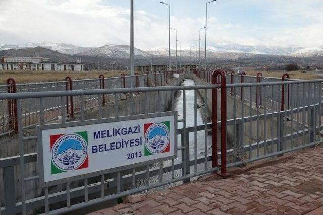 Yeniköy Ve Eğribucak Bölgelerinde Taşkın Koruma Kanalı, Korkuluk Ve Menfez İnşa Edilecek 1