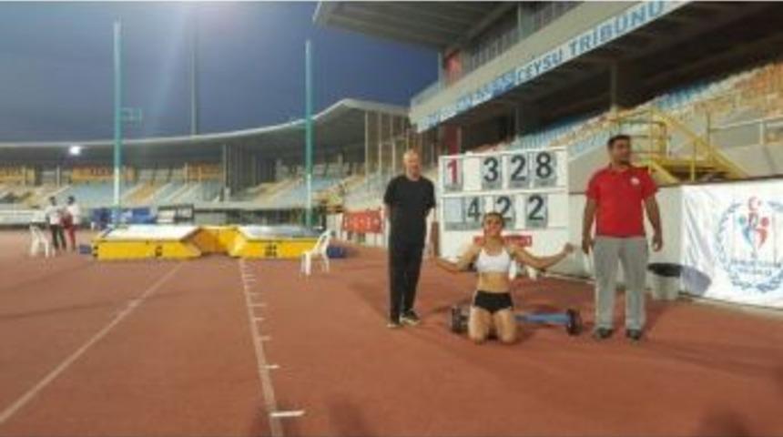 Demet Parlak, Ko&ccedil; Spor Festoyunları&rsquo;nda