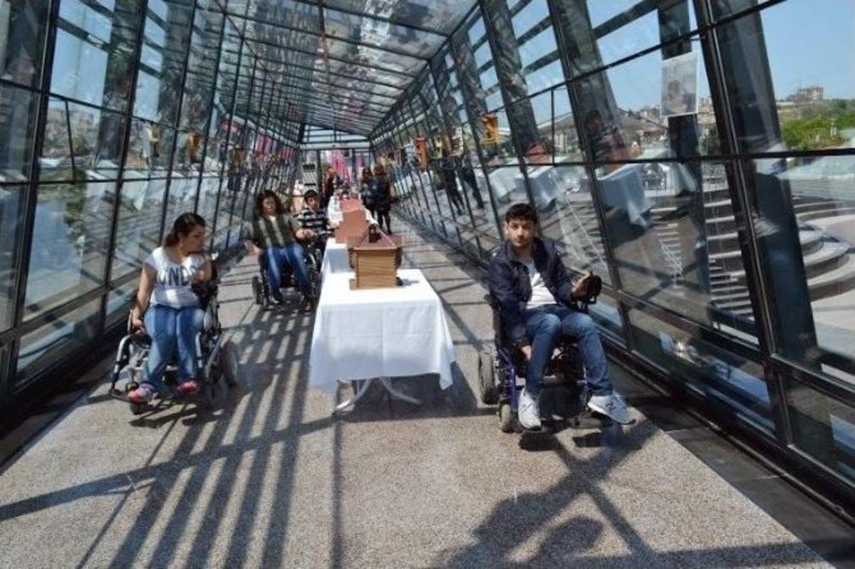 Miniat&uuml;rk&rsquo;te &rsquo;engel&rsquo;siz Maket Sergisi