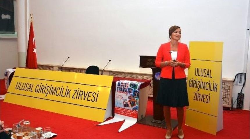 Senem Kılı&ccedil;&rsquo;tan Gen&ccedil; Girişimcilere T&uuml;yolar