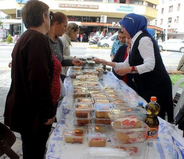 Kermes Geliri Okula