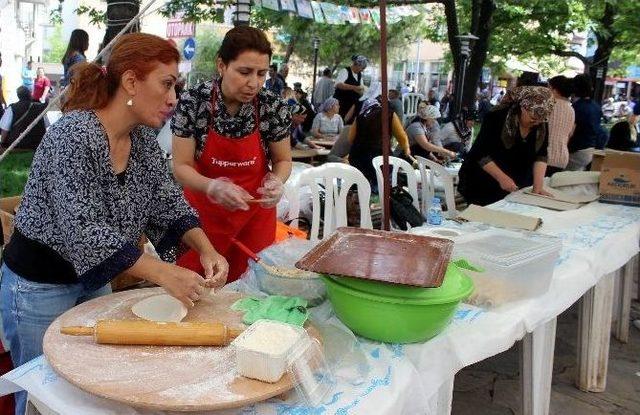 Kermes Geliri Okula