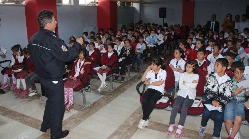 Elazığ&rsquo;da &Ouml;ğrencilere Trafik Semineri Verildi