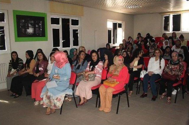 Cizreli Kadınlara Psikolojik Destek 1