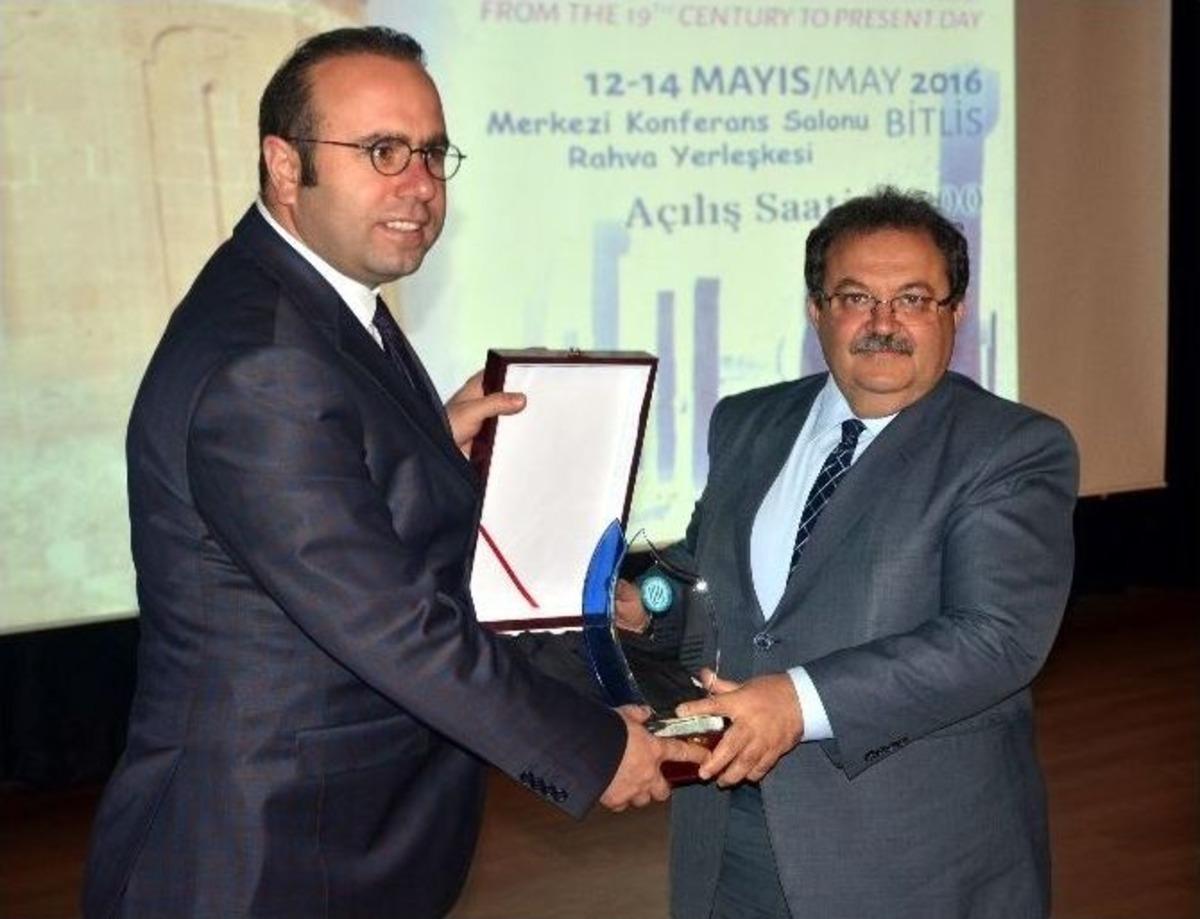 Bitlis&rsquo;te &lsquo;t&uuml;rk-ermeni İlişkileri&rsquo; Sempozyumu