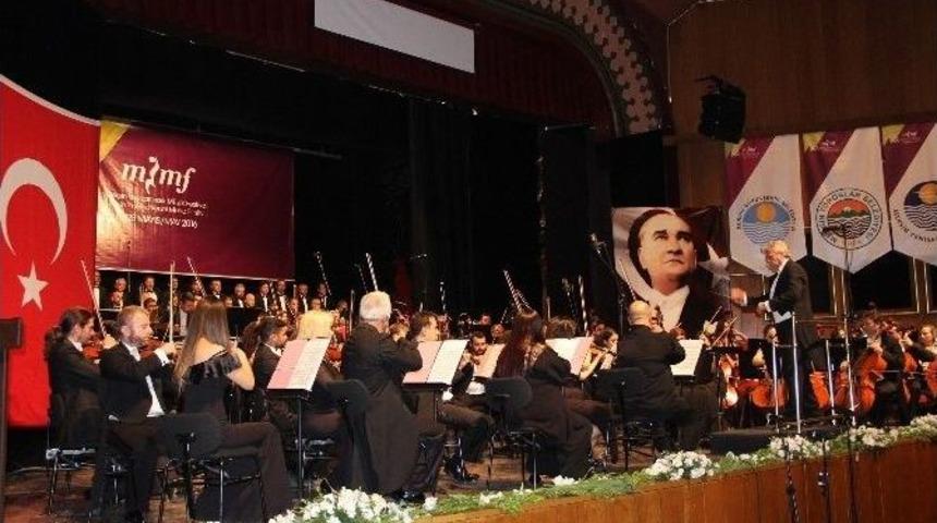 Mersin&rsquo;de &lsquo;9. Senfoni&rsquo; Coşkusu