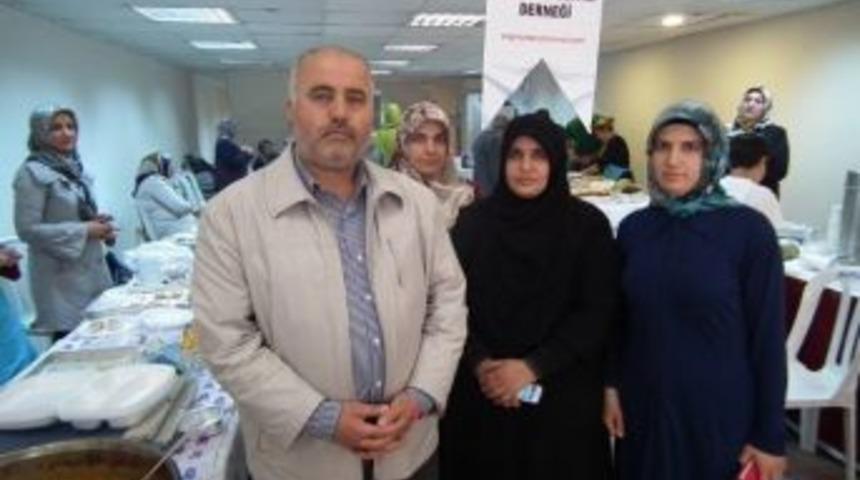 Yağmur-der Tarafından Yetimler Yararına Kermes