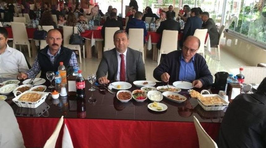 Patates Araştırma Enstit&uuml;s&uuml; Personeli Yemekte Buluştu