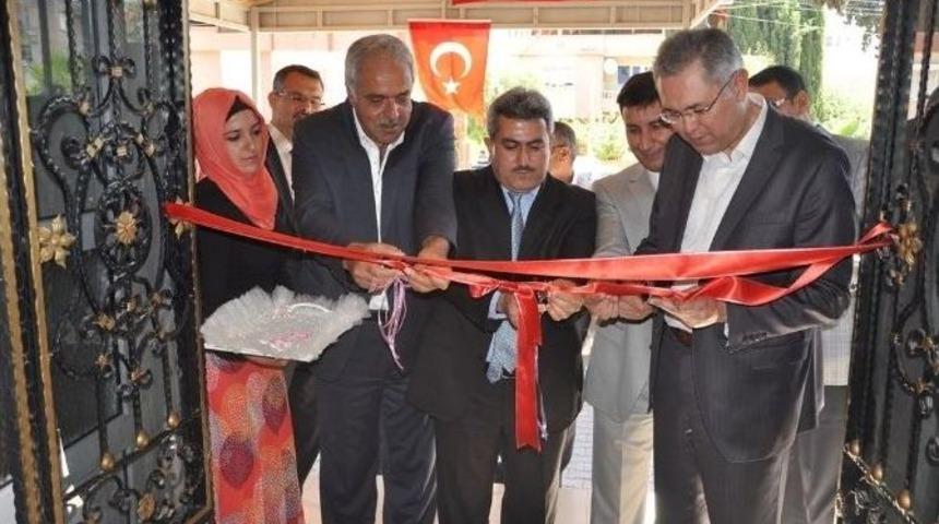 Reyhanlı Halk Eğitim Merkezi&rsquo;nde Sergi