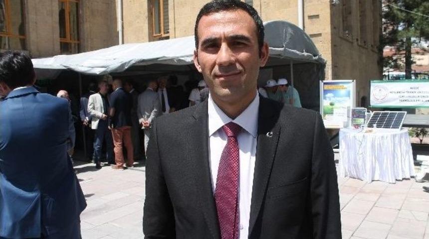 Meslek Lisesi &Ouml;ğrencileri &Ccedil;alışmalarını Sergiledi