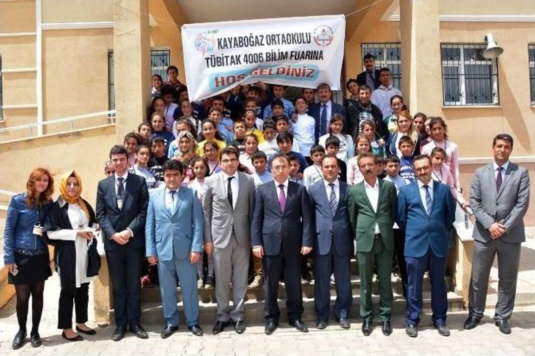 Kaymakam Akg&uuml;l&rsquo;den Fuar Ziyareti