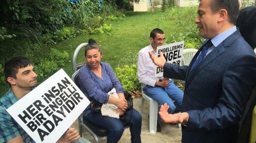 Tuzla&rsquo;da &lsquo;engellerimiz Engel Değildir&rsquo; Resim Sergisi A&ccedil;ıldı