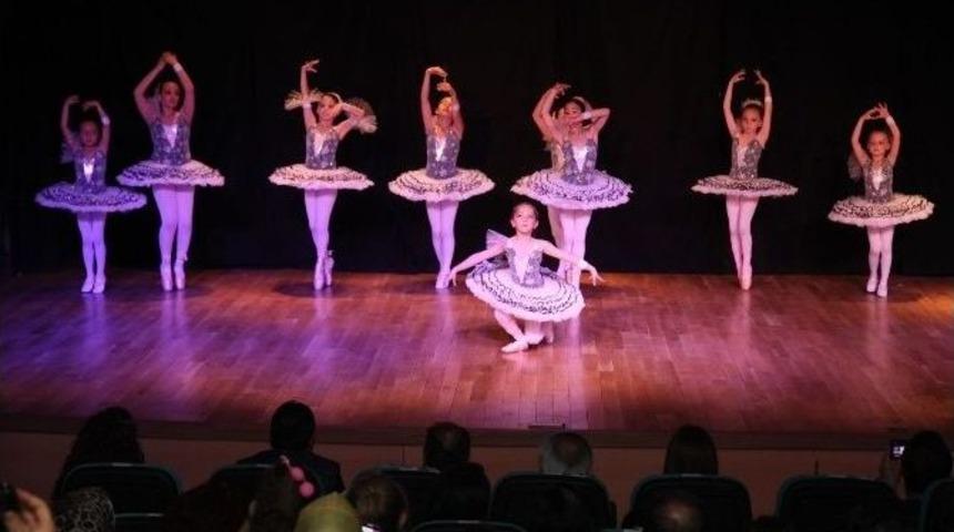 Odunpazarı&rsquo;nda Spor Dans Merkezi&rsquo;nin Yıl Sonu G&ouml;sterisi Yapıldı