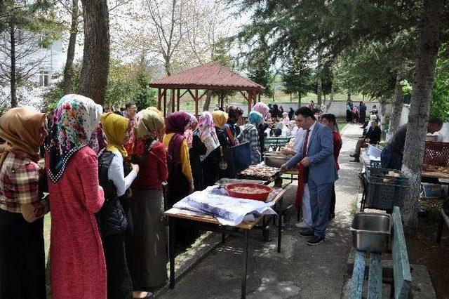 Bozüyük İhl Öğrencileri Piknik Yaparak Stres Attı