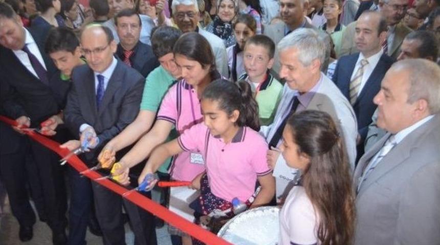 S&ouml;ke&rsquo;de Geleceğin Mucitleri H&uuml;nerlerini Sergilendi
