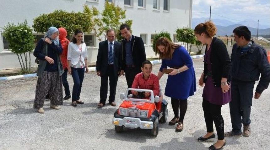 Engelli &Ouml;ğrenciler, Trafik Haftası Ziyareti Yaptı