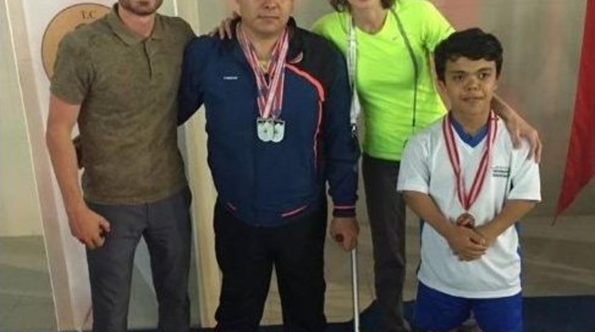 Engelli Sporcudan B&uuml;y&uuml;k Başarı