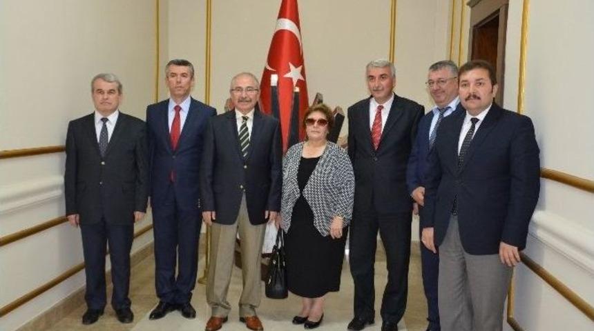 Hayırsever Zehra Baysal&rsquo;dan Anaokulu Yapımı Protokol&uuml;