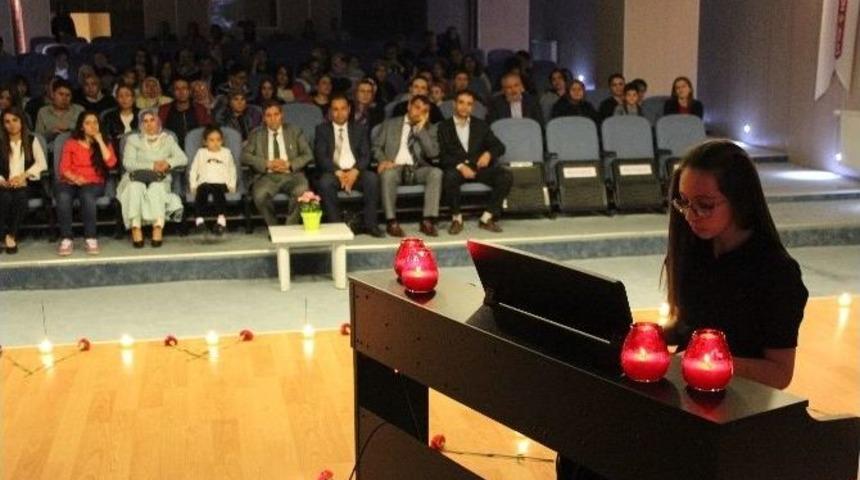 Minik Ellerden B&uuml;y&uuml;k Resital