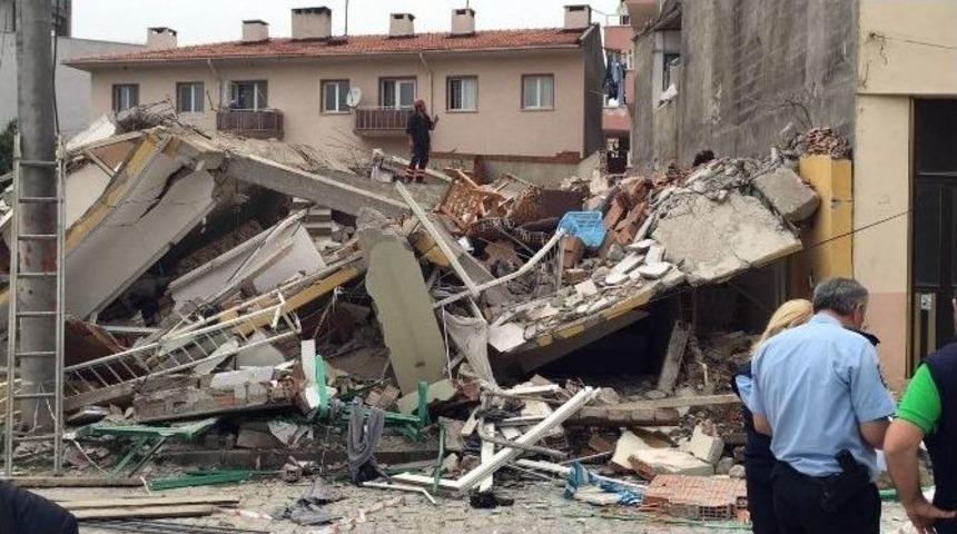 &Ccedil;anakkale&rsquo;de 5 Katlı Apartman &Ccedil;&ouml;kt&uuml; (1)