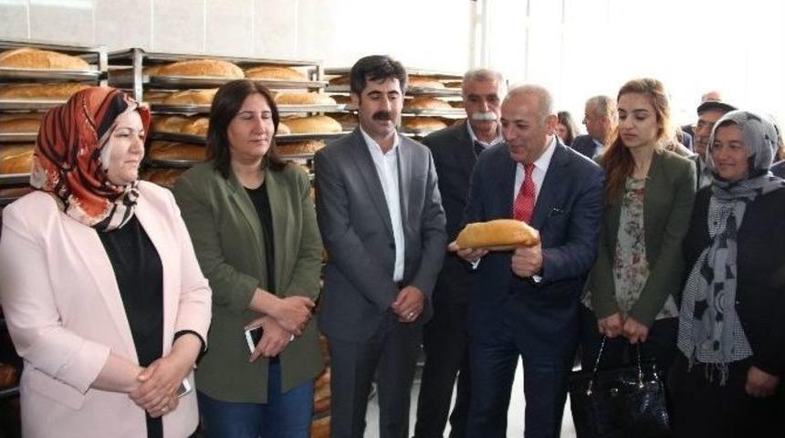 Gürpınar’da Ekmek 50 Kuruştan Satılacak