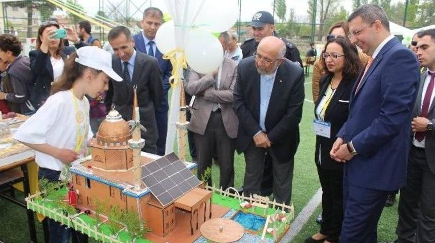 İn&ouml;n&uuml;&rsquo;de Bilim Şenliği