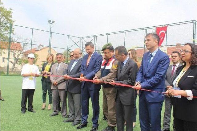 İn&ouml;n&uuml;&rsquo;de Bilim Şenliği 1