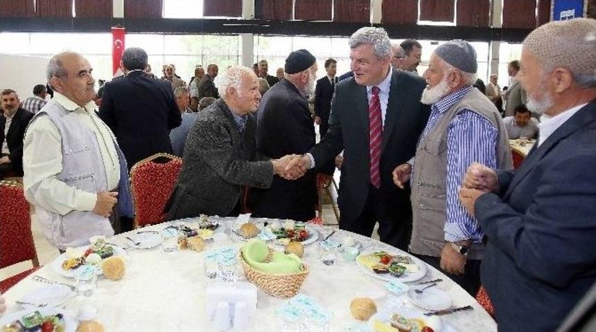 Başkan Karaosmanoğlu, &ldquo;camiler Hayatın Merkezindedir&rdquo;