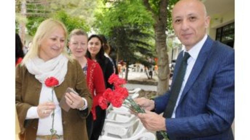 Dr. Ali Mumcu&rsquo;nun Hemşireler Haftası A&ccedil;ıklaması